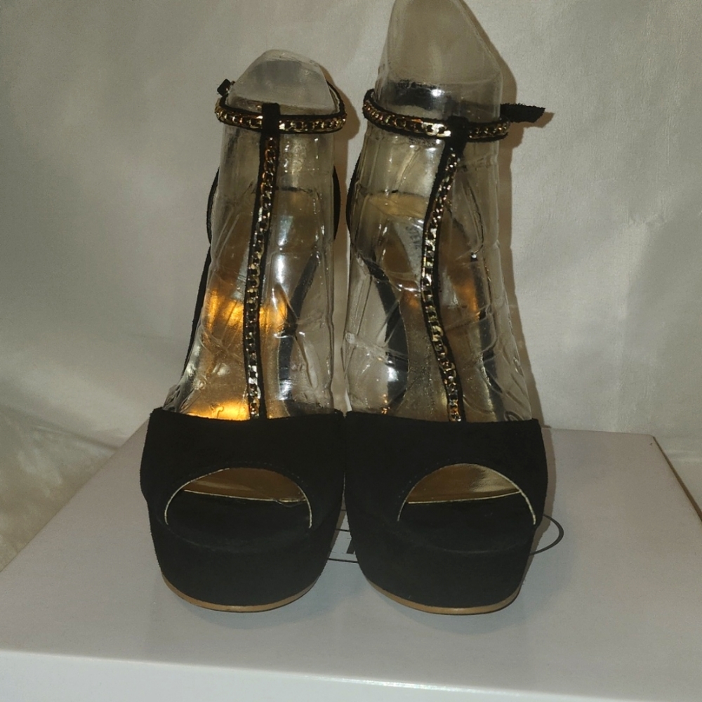 Steve Madden Heels Size 7 - image 1